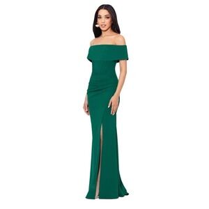 Betsy & Adam "Ellie" Scuba Crepe Off Shoulder Boning Maxi Gown Prom Evening Sz 6